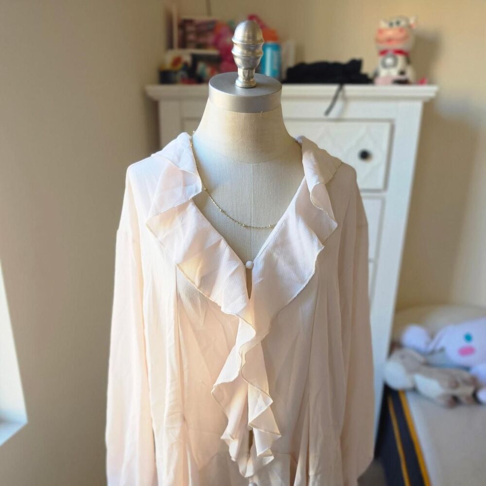 Women's Cream Blouse